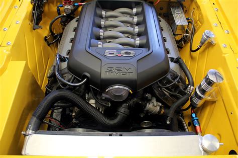 mustang 5.0 coyote engine